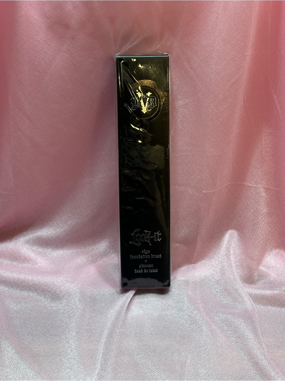 Kat Von D Foundation Brush - Black